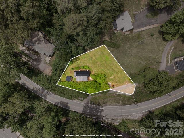 2 Laban Lane, Asheville, NC 28805