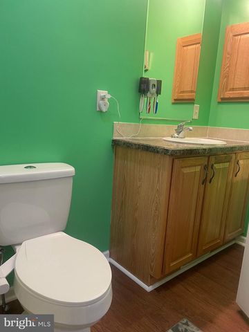 9412 FIRTREE PARK ST, Capitol Heights, MD 20743