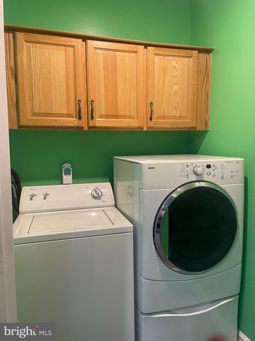 9412 FIRTREE PARK ST, Capitol Heights, MD 20743