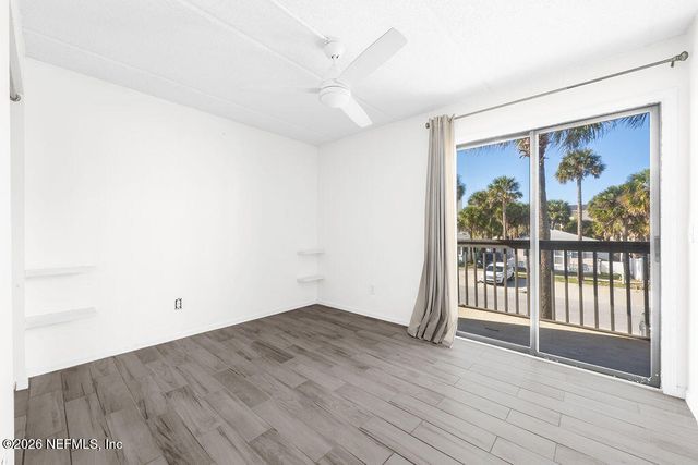 400 1ST Street D, Jacksonville Beach, FL 32250