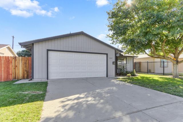 1017 Marston St, West Sacramento, CA 95605