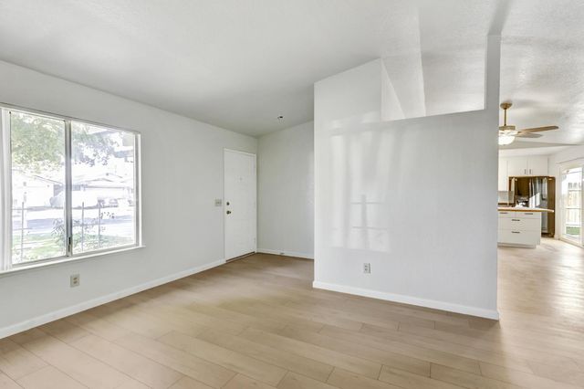 1017 Marston St, West Sacramento, CA 95605