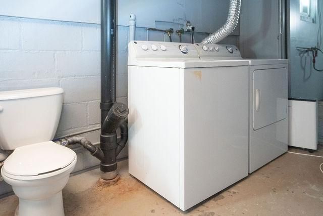 310 11th Avenue NE, Jamestown, ND 58401