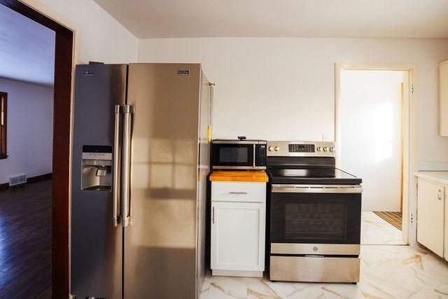 310 11th Avenue NE, Jamestown, ND 58401