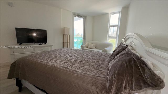 100 Bayview Drive 431, Sunny Isles Beach, FL 33160