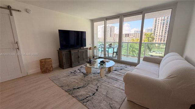 100 Bayview Drive 431, Sunny Isles Beach, FL 33160