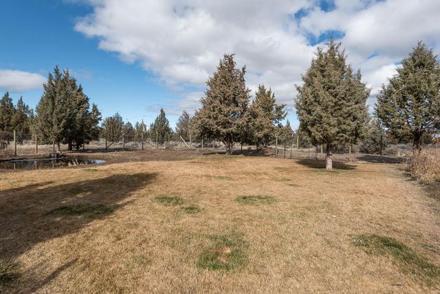 10001 Geneva View Road, Terrebonne, OR 97760