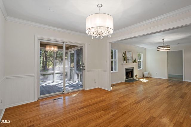 9 Lark Circle, Chapel Hill, NC 27517