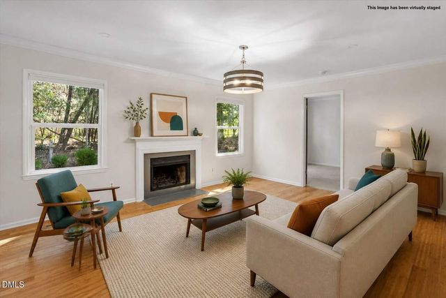9 Lark Circle, Chapel Hill, NC 27517