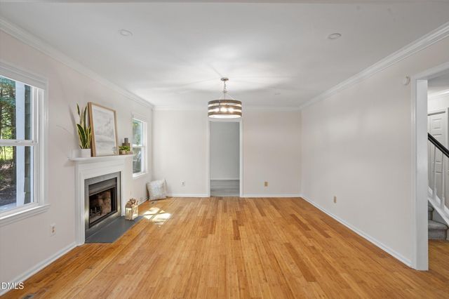9 Lark Circle, Chapel Hill, NC 27517