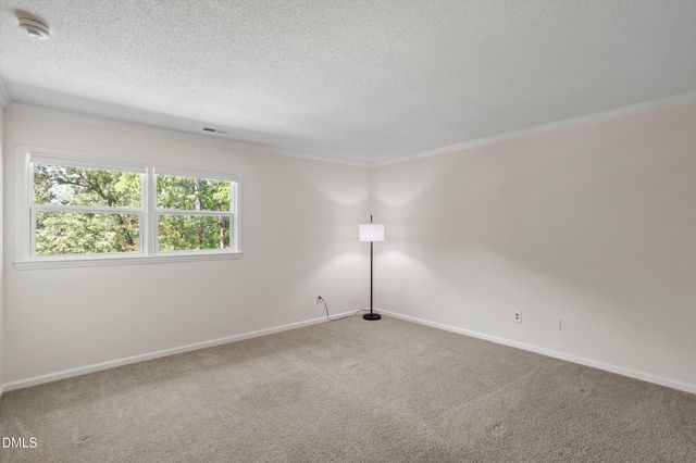 9 Lark Circle, Chapel Hill, NC 27517