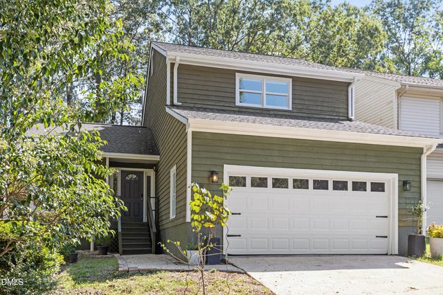 9 Lark Circle, Chapel Hill, NC 27517