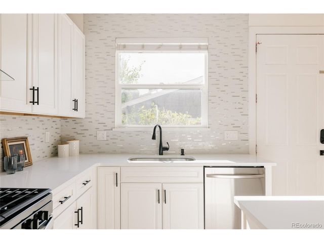 2965 Emporia St, Denver, CO 80238