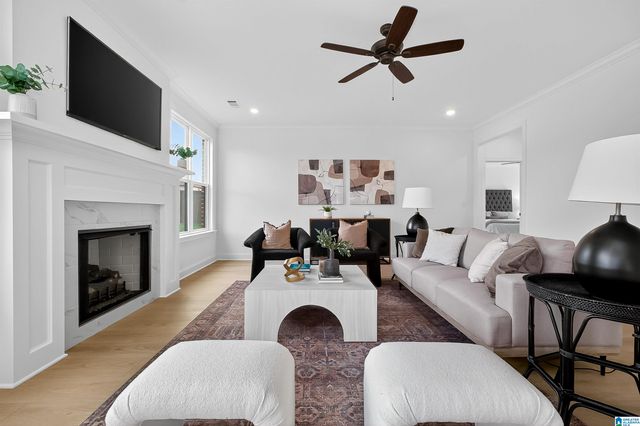 600 CALVERT CIRCLE, Hoover, AL 35244