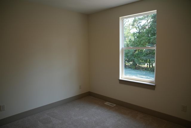 2089 Linden Avenue, Grand Rapids, MI 49507