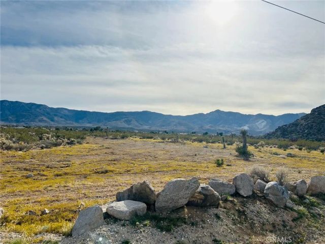 32 Amber, Lucerne Valley, CA 92356