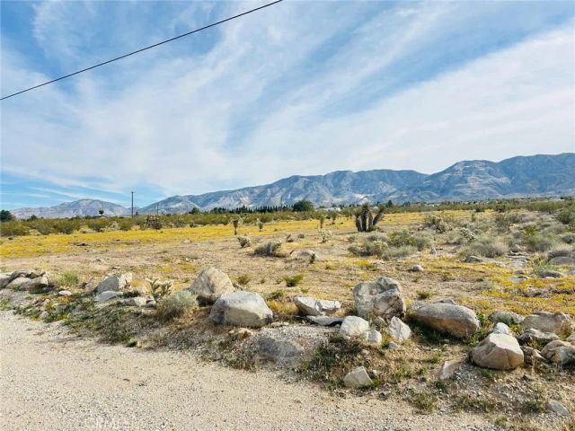 32 Amber, Lucerne Valley, CA 92356