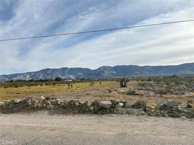 32 Amber, Lucerne Valley, CA 92356