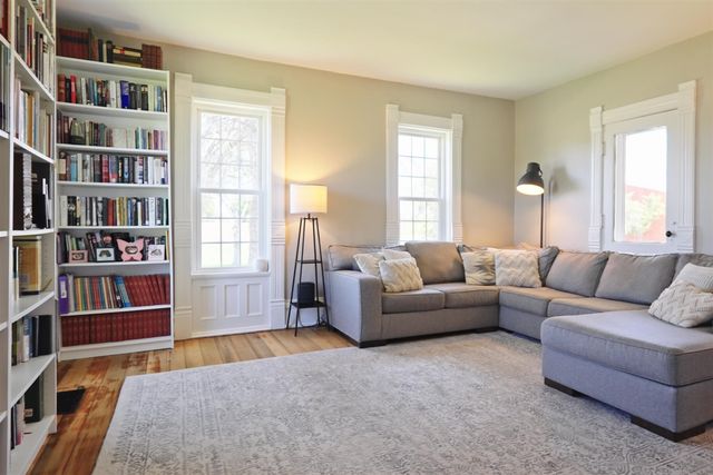 26107 Beeson Street, Cassopolis, MI 49031