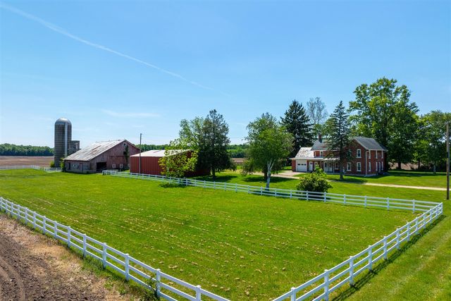 26107 Beeson Street, Cassopolis, MI 49031