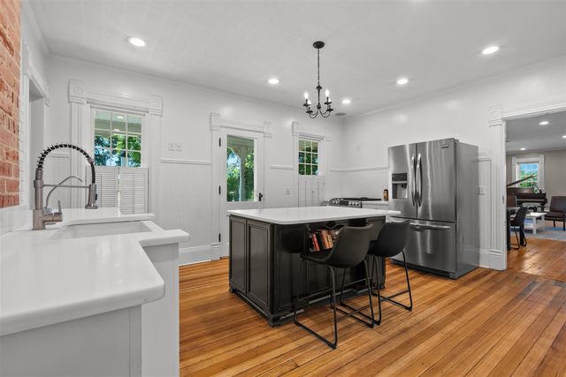 26107 Beeson Street, Cassopolis, MI 49031