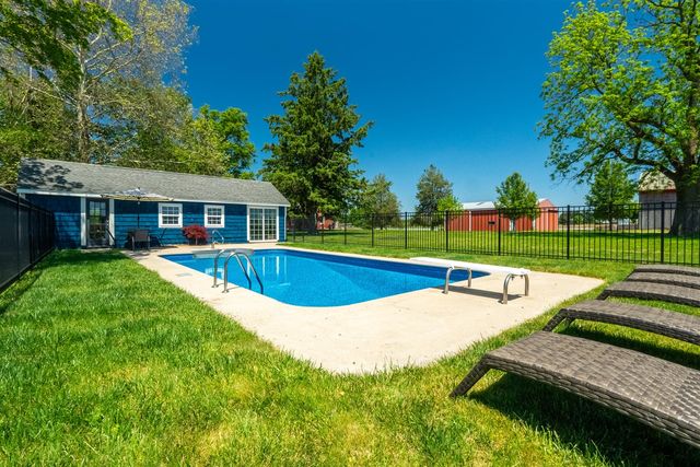 26107 Beeson Street, Cassopolis, MI 49031