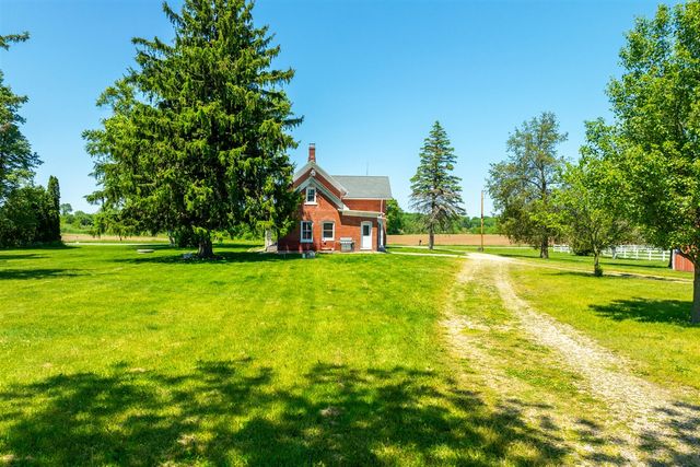 26107 Beeson Street, Cassopolis, MI 49031