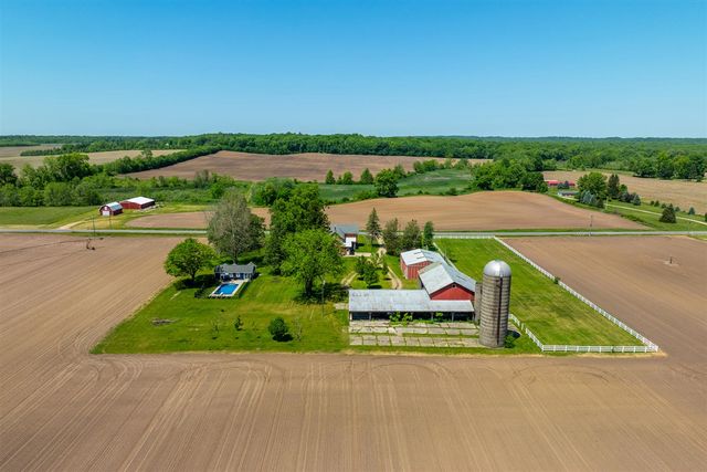 26107 Beeson Street, Cassopolis, MI 49031