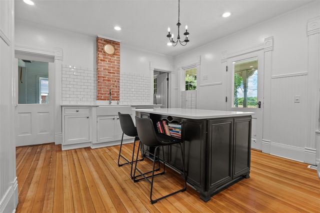 26107 Beeson Street, Cassopolis, MI 49031