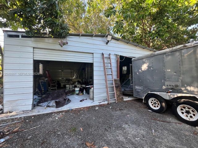 16805 SW 109th Court, Miami, FL 33157