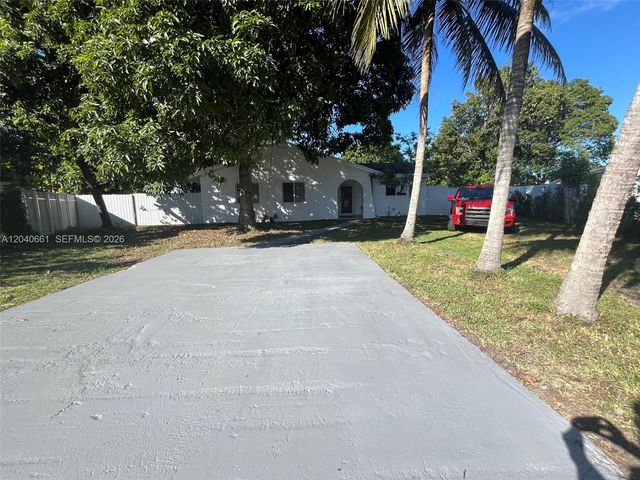 16805 SW 109th Court, Miami, FL 33157