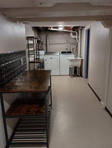 4323 N Wall St, Spokane, WA 99205