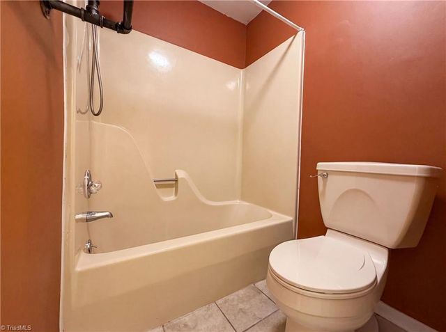 101 Maple Hill Court, Winston-salem, NC 27106