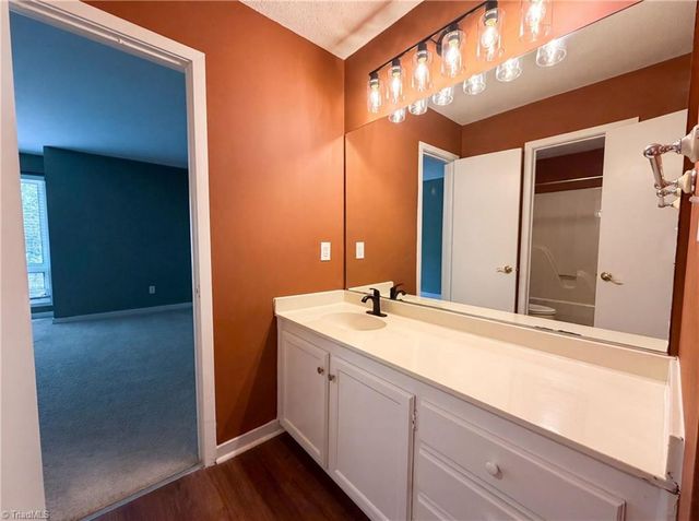 101 Maple Hill Court, Winston-salem, NC 27106
