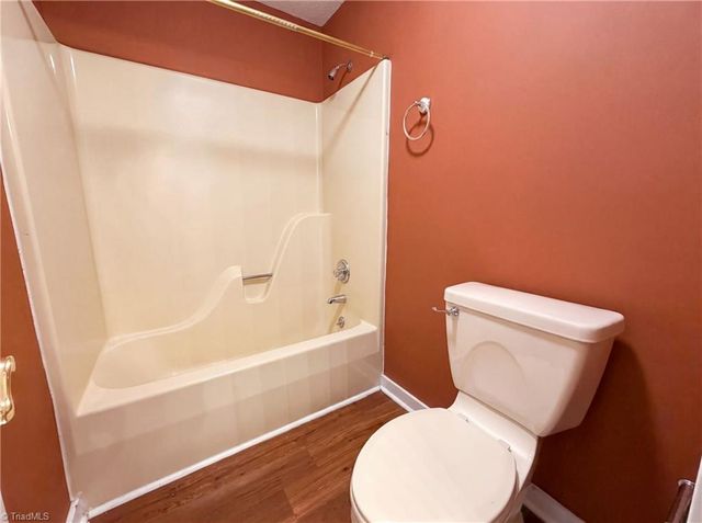 101 Maple Hill Court, Winston-salem, NC 27106
