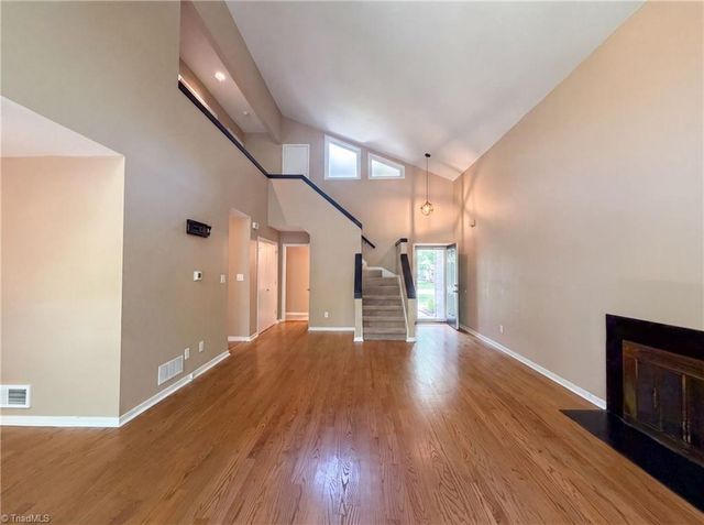 101 Maple Hill Court, Winston-salem, NC 27106