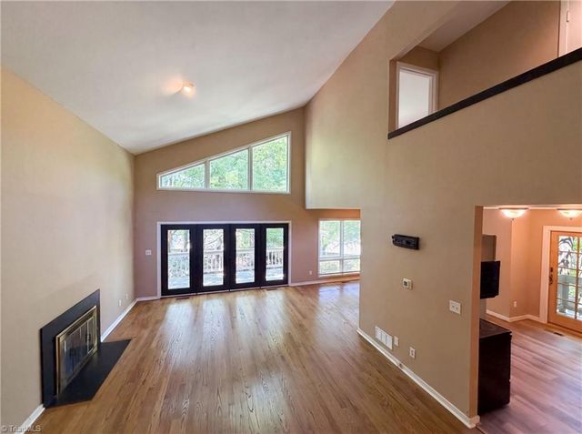 101 Maple Hill Court, Winston-salem, NC 27106