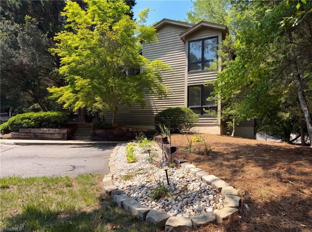 101 Maple Hill Court, Winston-salem, NC 27106