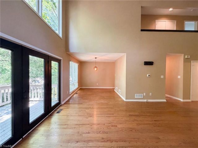 101 Maple Hill Court, Winston-salem, NC 27106