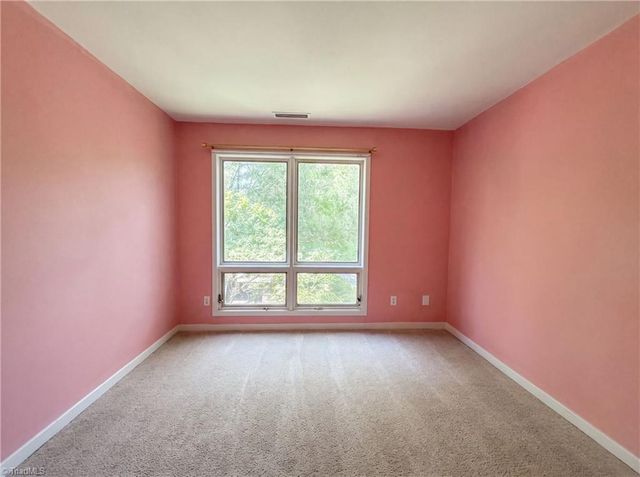 101 Maple Hill Court, Winston-salem, NC 27106