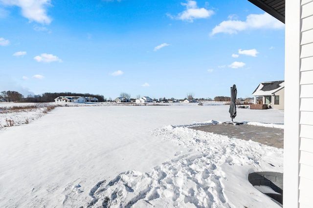 302 KERRIGAN DRIVE, Wrightstown, WI 54180