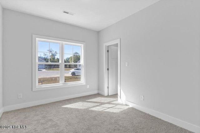 300 E Theriault Court, Jacksonville, NC 28540