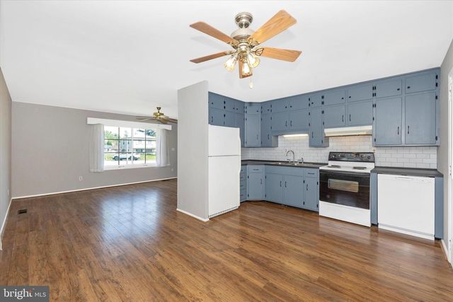 304 CANBERRA COURT, Frederick, MD 21701