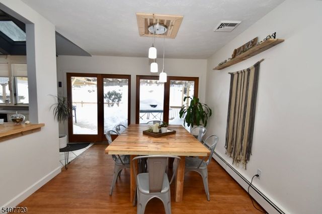 27 Grandview Ave, Jefferson Twp., NJ 07460