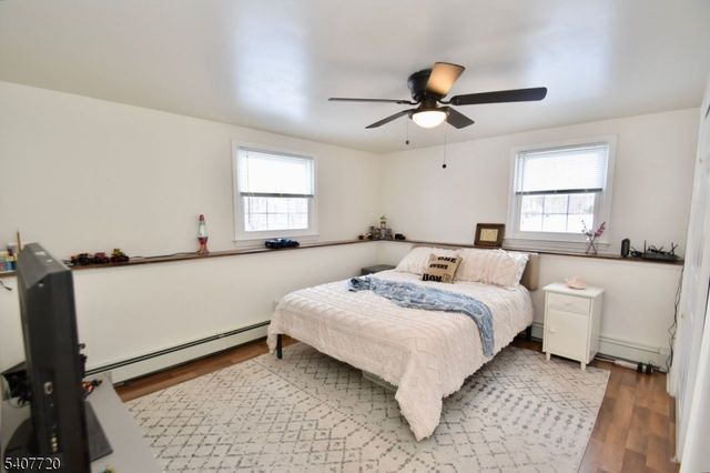 27 Grandview Ave, Jefferson Twp., NJ 07460