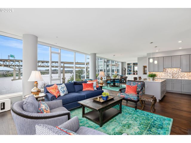 1900 S RIVER Dr 502, Portland, OR 97201