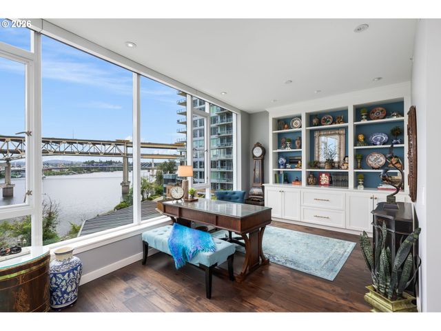 1900 S RIVER Dr 502, Portland, OR 97201