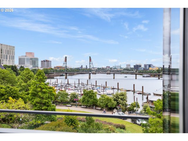 1900 S RIVER Dr 502, Portland, OR 97201