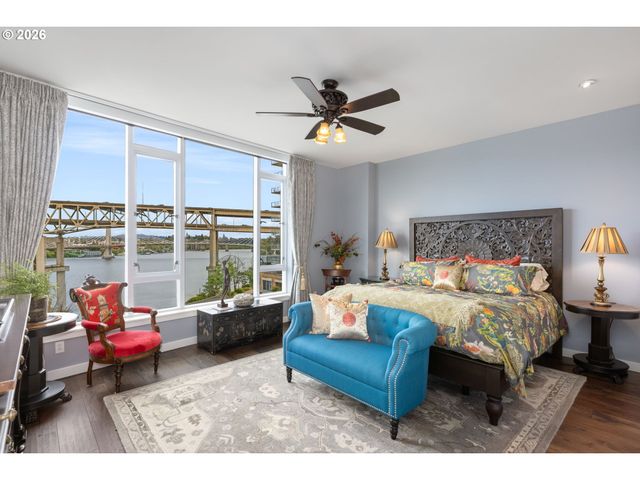 1900 S RIVER Dr 502, Portland, OR 97201