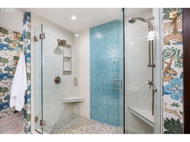 1900 S RIVER Dr 502, Portland, OR 97201
